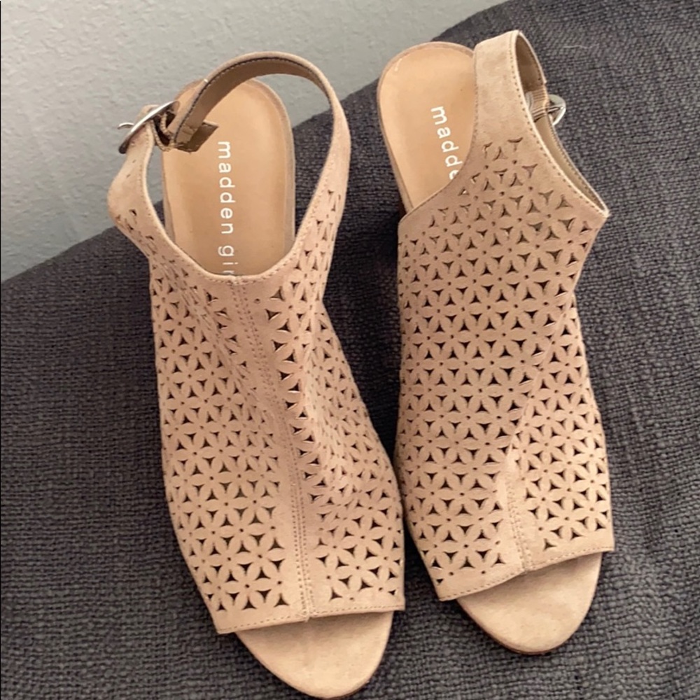 Madden Girl tan suede heels